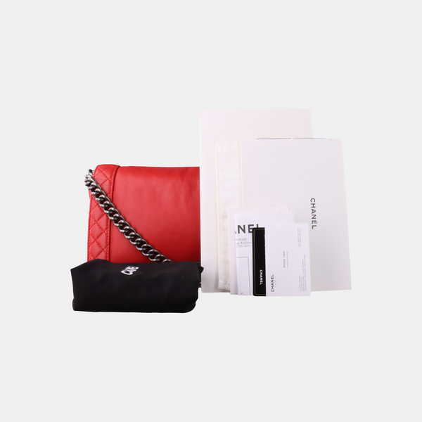 Authenticated pre-owned  Boy Chanel Large Quilted Calfskin Red - Crossbody Bag at Looply
