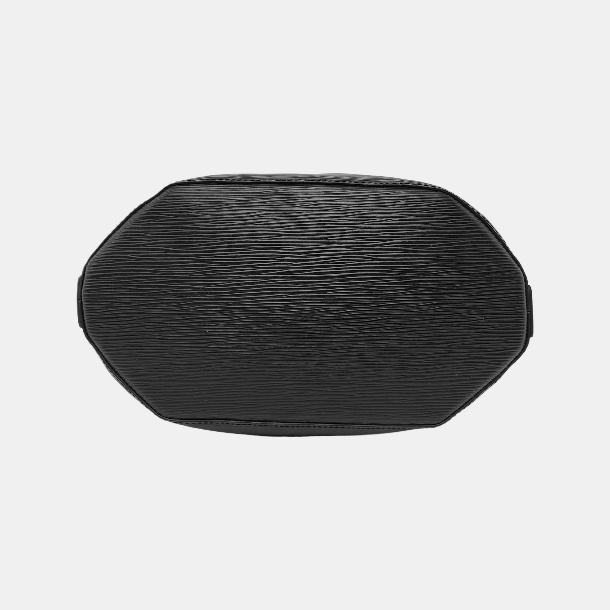 Authenticated pre-owned  Twist Epi Black - Shoulder Bag at Looply