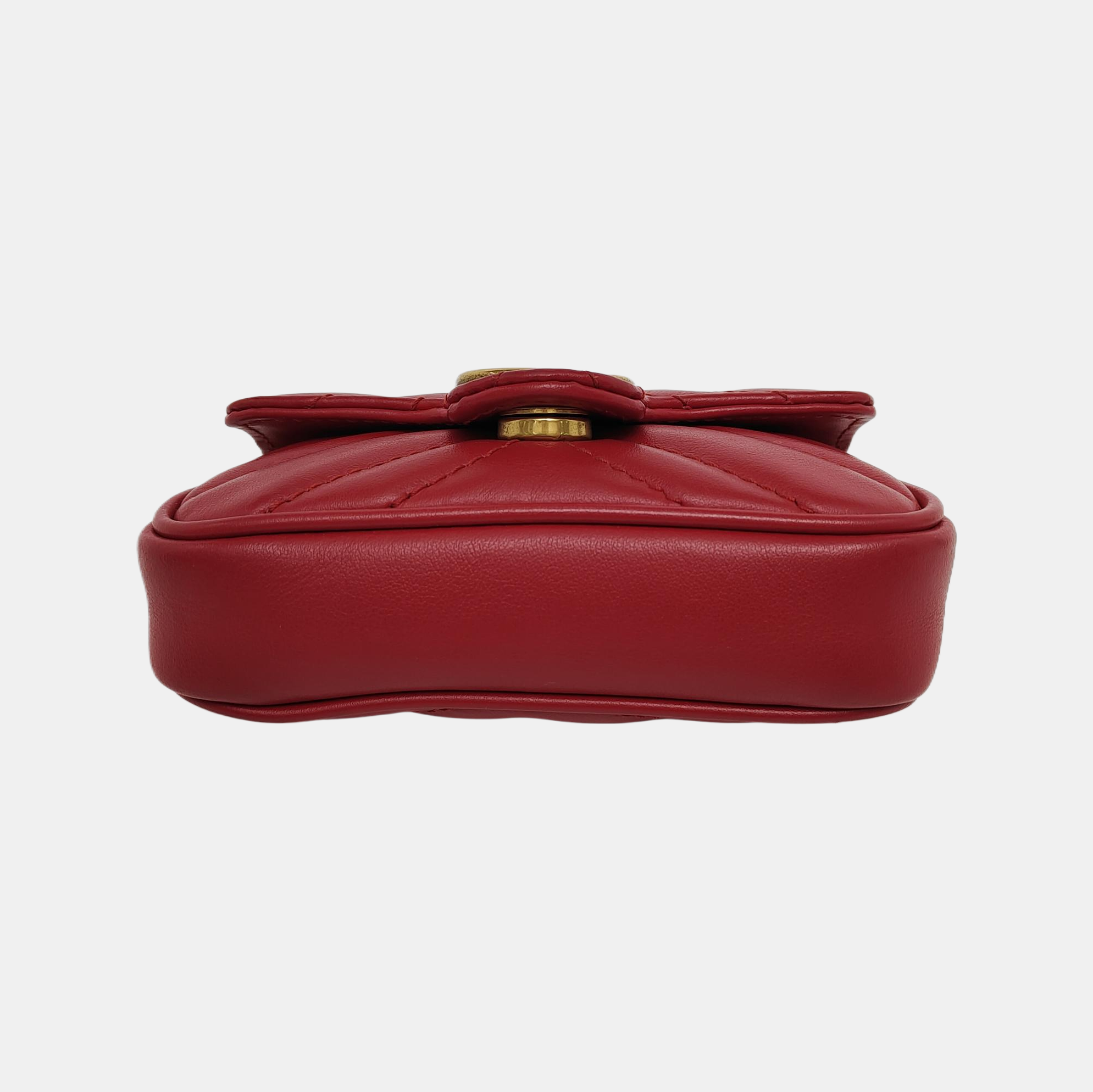 Authenticated pre-owned  GG Marmont Super Mini Calfskin Red - Top Handle Bag at Looply