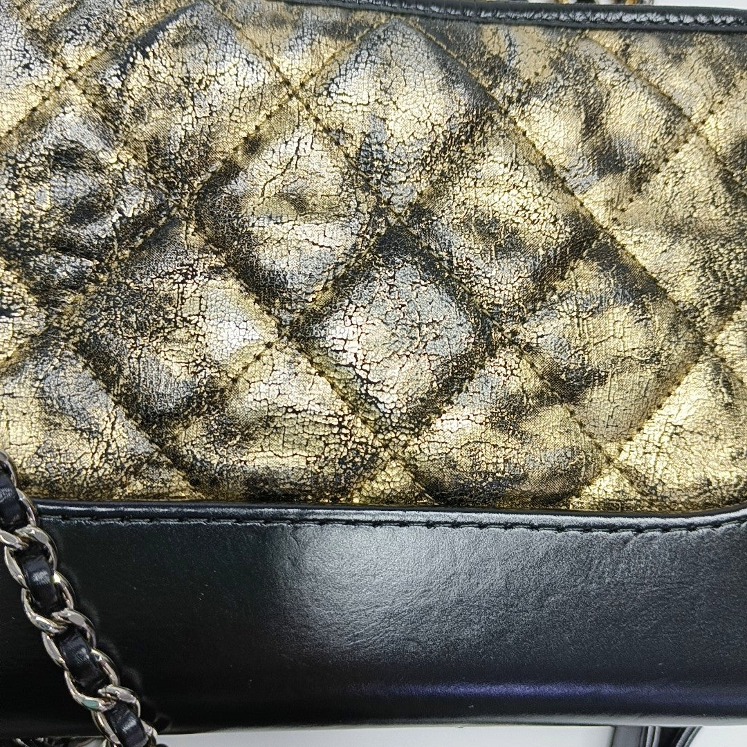 Authenticated pre-owned  GABRIELLE Small Quilted Lambskin Gold - Shoulder Bag at Looply