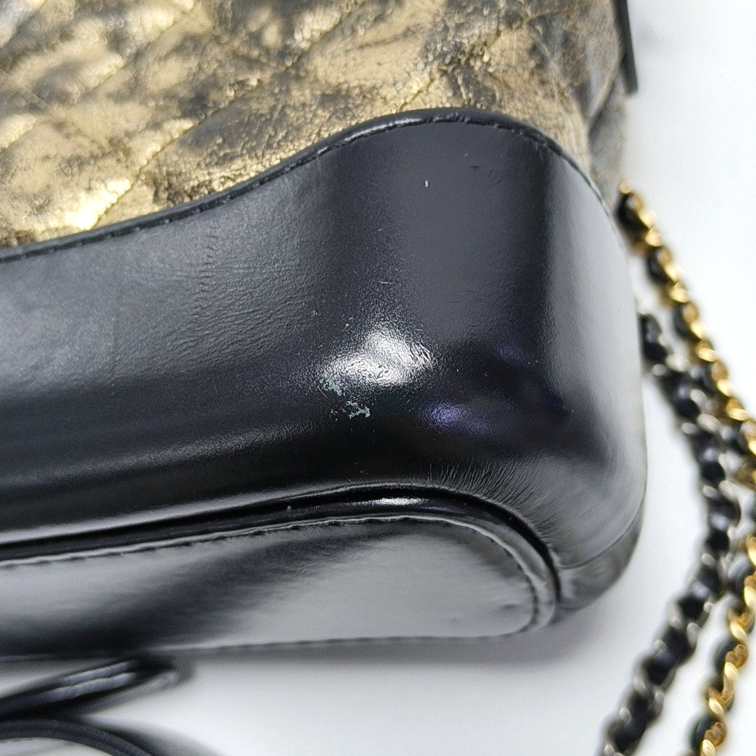 Authenticated pre-owned  GABRIELLE Small Quilted Lambskin Gold - Shoulder Bag at Looply