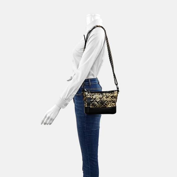 Authenticated pre-owned  GABRIELLE Small Quilted Lambskin Gold - Shoulder Bag at Looply