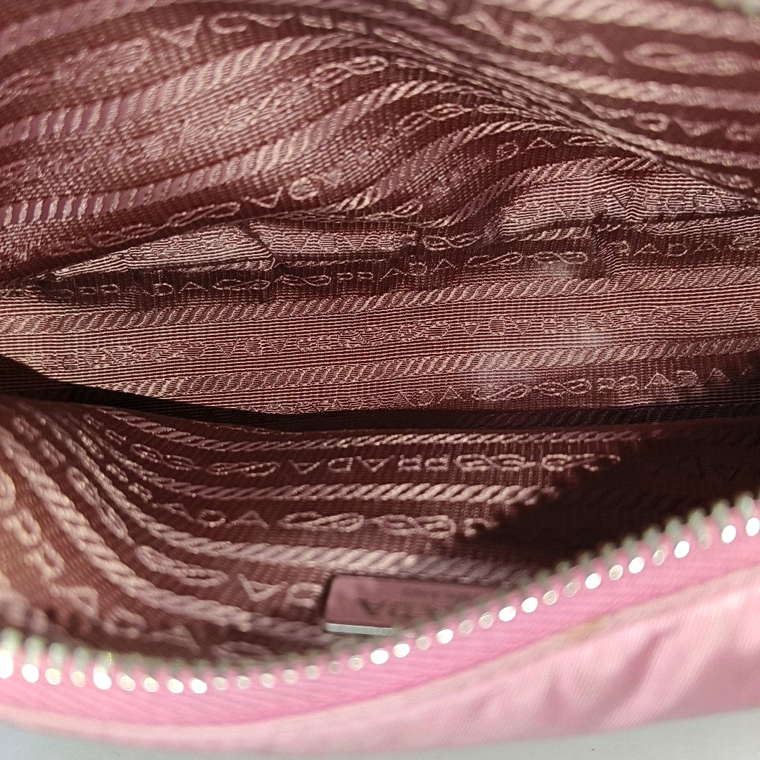 Re-Edition2005 Nylon Pink - Image 7