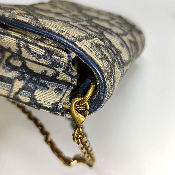 Authenticated pre-owned  Saddle Monogram Canvas Blue - Shoulder Bag at Looply