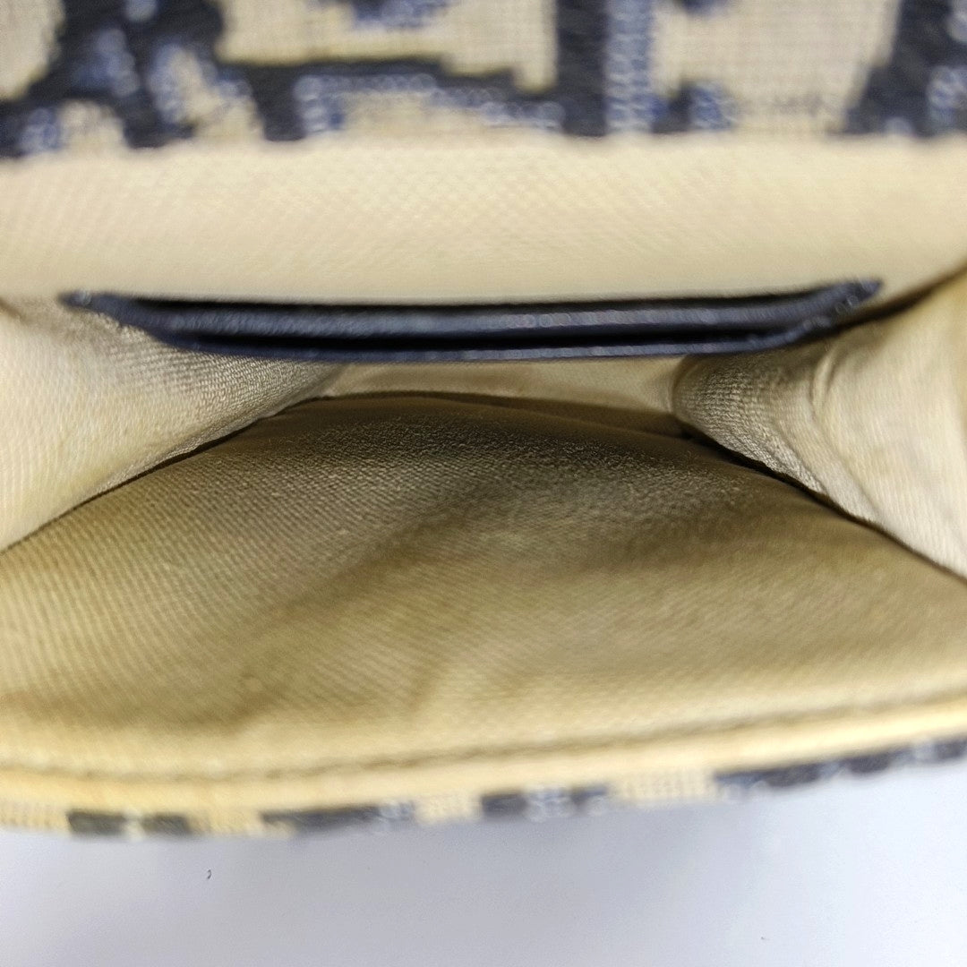 Authenticated pre-owned  Saddle Monogram Canvas Blue - Shoulder Bag at Looply