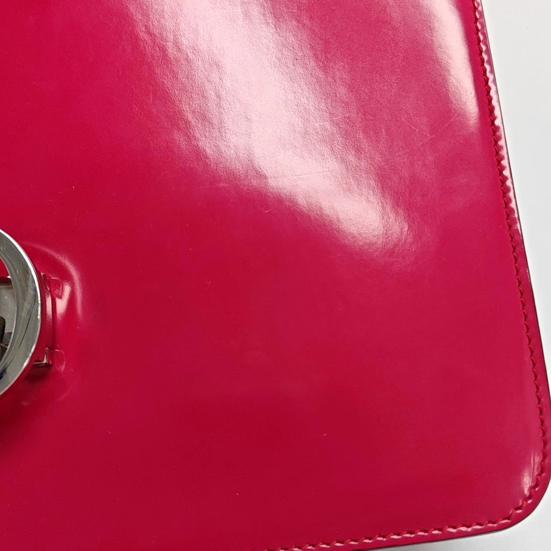 Authenticated pre-owned  Interlocking G Large Calfskin Pink - Shoulder Bag at Looply