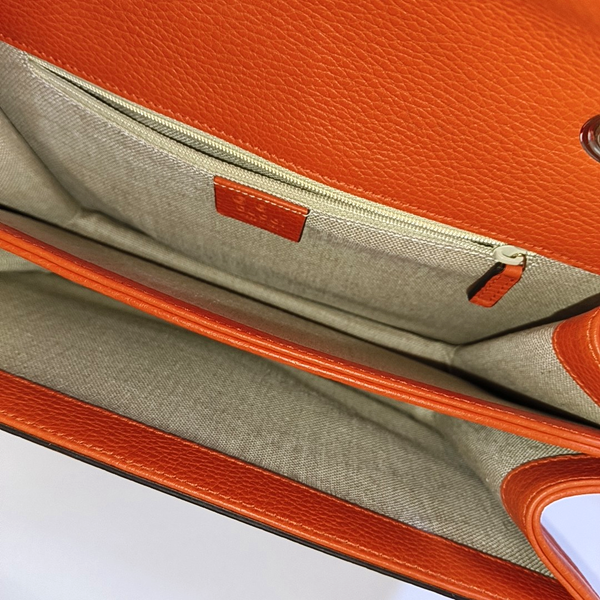 Authenticated pre-owned  Interlocking G Large Calfskin Orange - Crossbody Bag at Looply