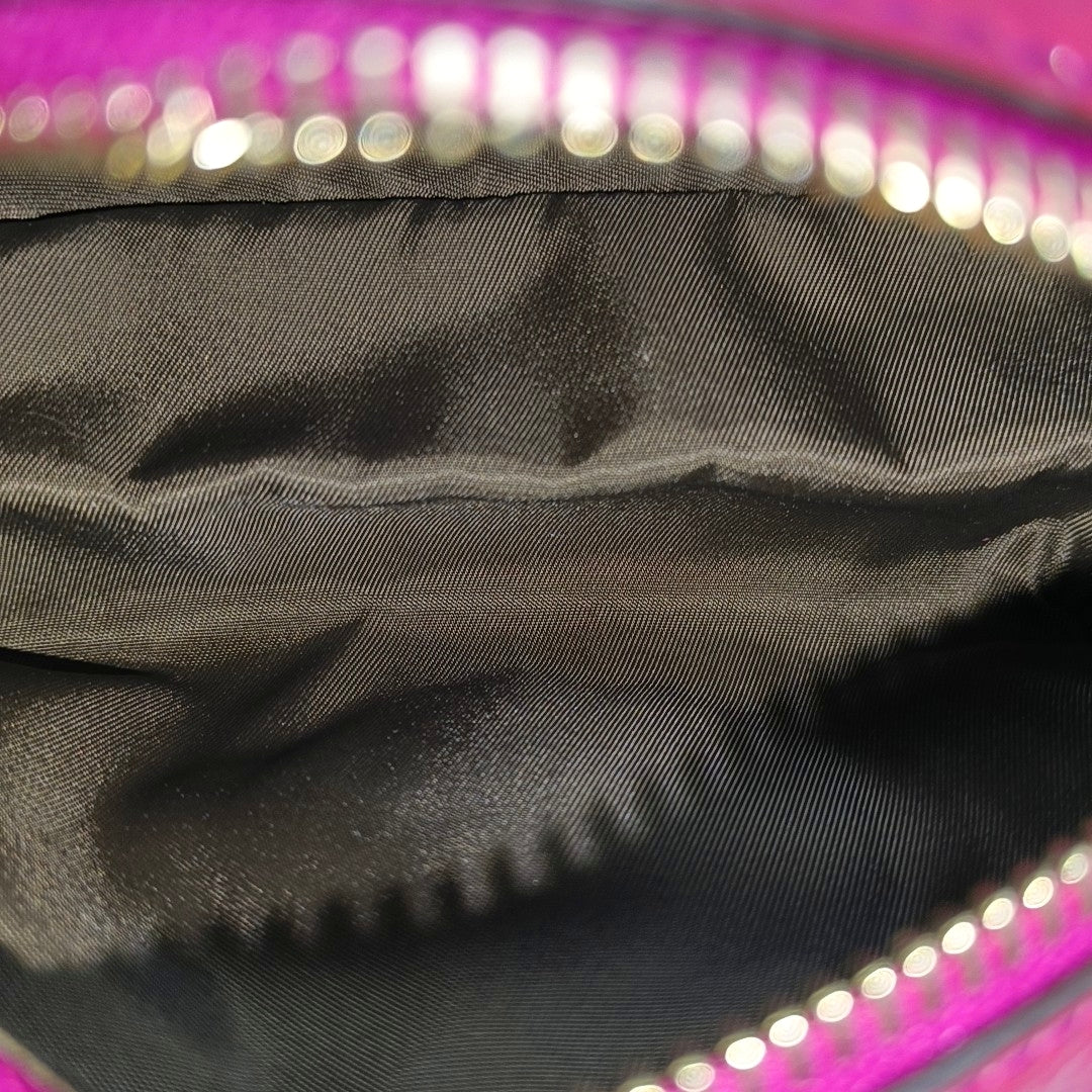 Authenticated pre-owned  Soho Patent Leather Pink - Clutch at Looply