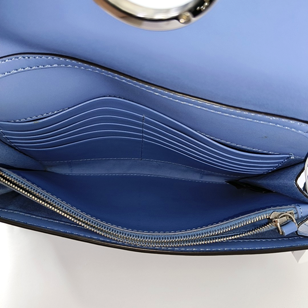 Authenticated pre-owned  Kan I F Calfskin Blue - Shoulder Bag at Looply