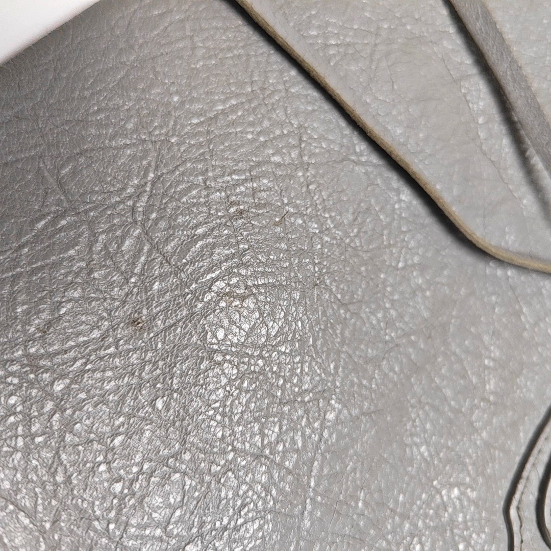 Authenticated pre-owned  Classic Metallic Edge City Lambskin Gray - Clutch at Looply
