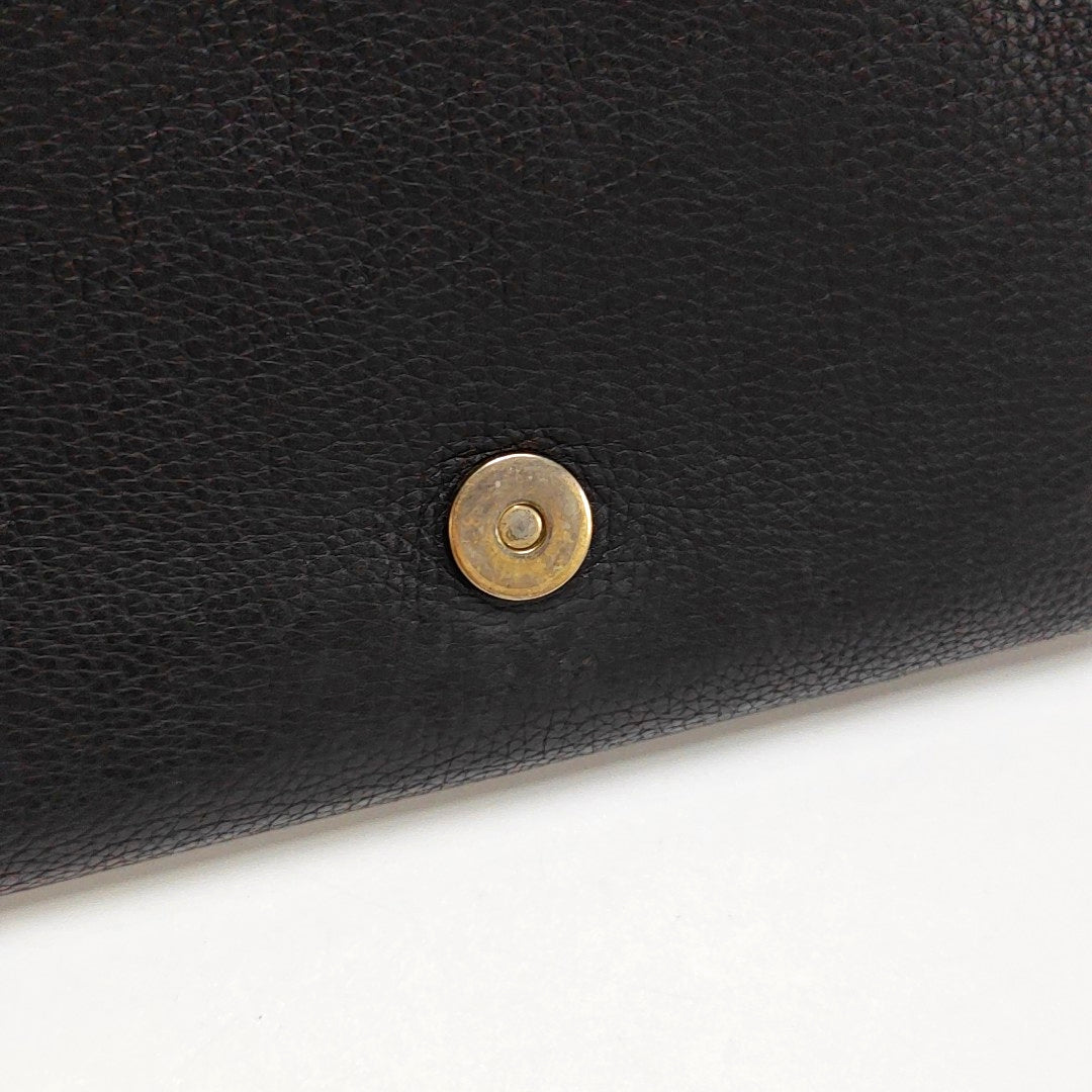 Authenticated pre-owned  Soho Calfskin Black - Clutch at Looply
