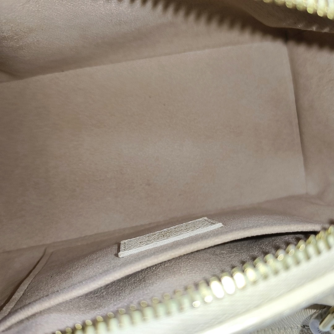 SPEEDY 20 Monogram Calfskin Beige