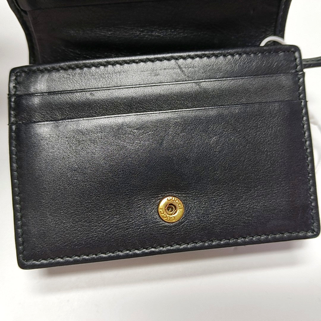 Authenticated pre-owned  GG Marmont Calfskin Black Wallet - Wallet at Looply