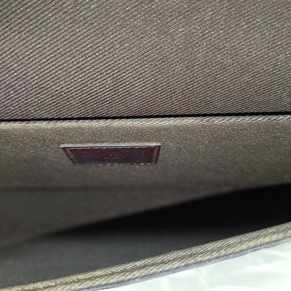 Authenticated pre-owned  Félicie Monogram Patent Leather Burgundy - Shoulder Bag at Looply