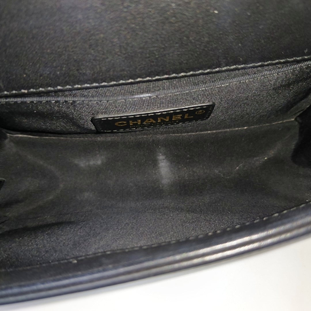 BOY CHANEL Small Quilted Calfskin Black