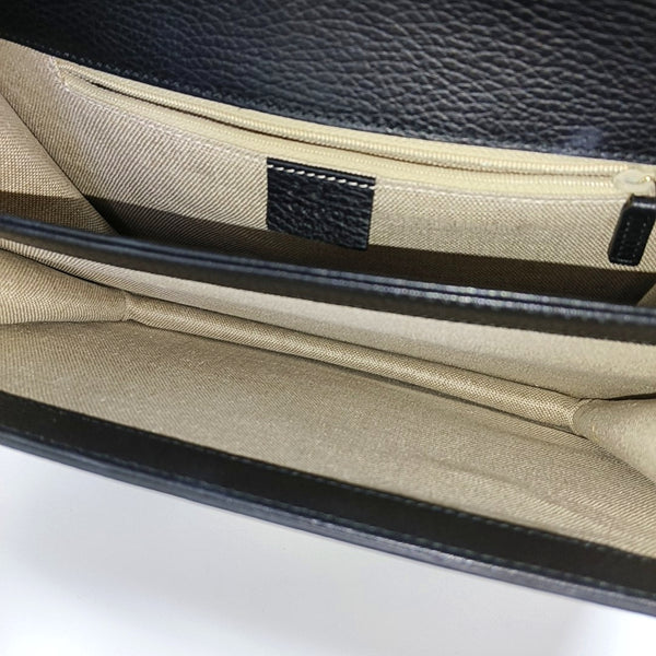 Authenticated pre-owned  Interlocking G Large Calfskin Black - Crossbody Bag at Looply