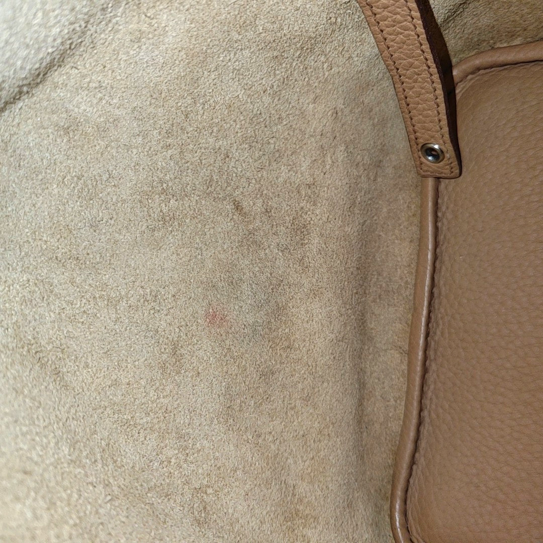Authenticated pre-owned  Picotin Lock 18 Clemence Beige - Top Handle Bag at Looply