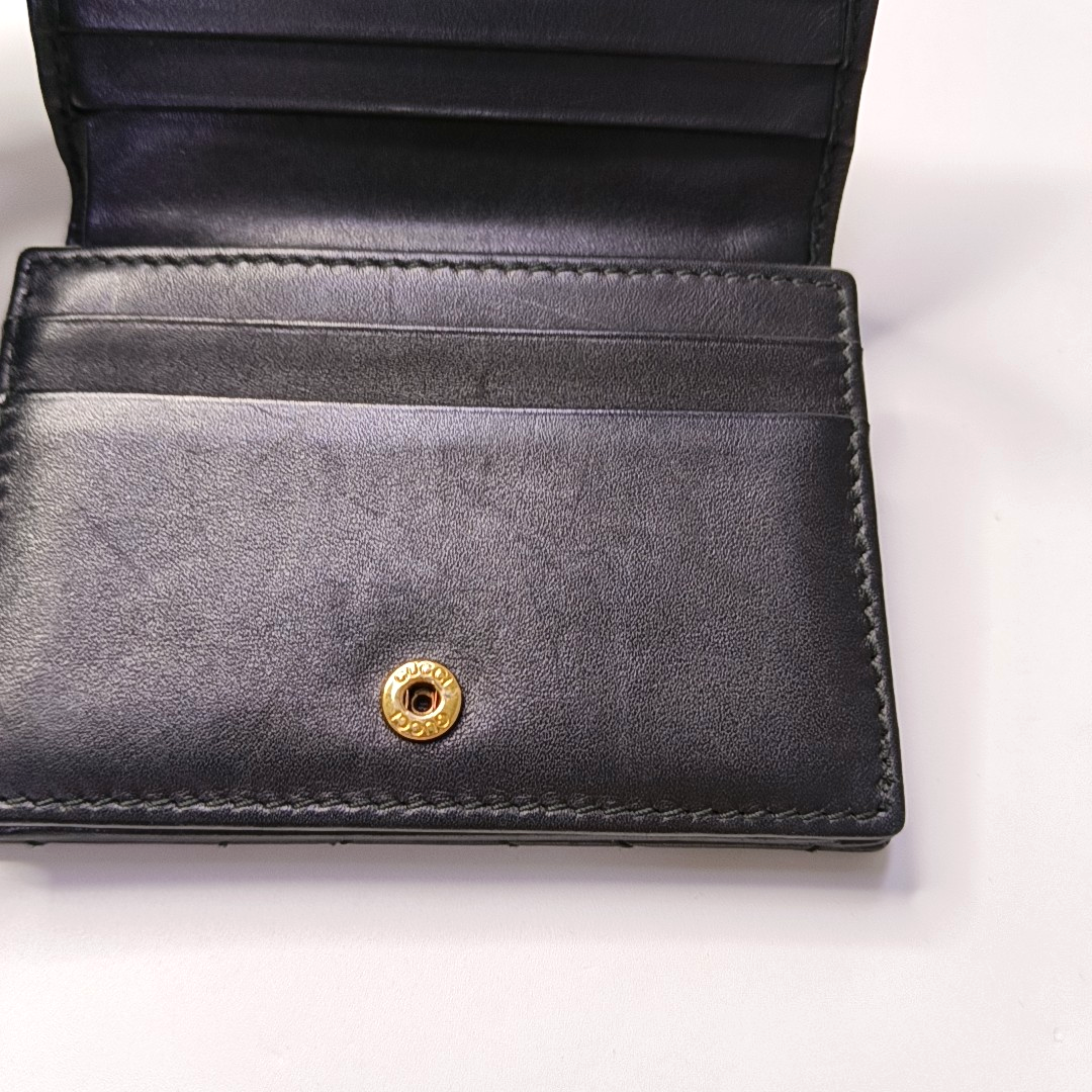 Authenticated pre-owned  GG Marmont Calfskin Black Wallet - Wallet at Looply