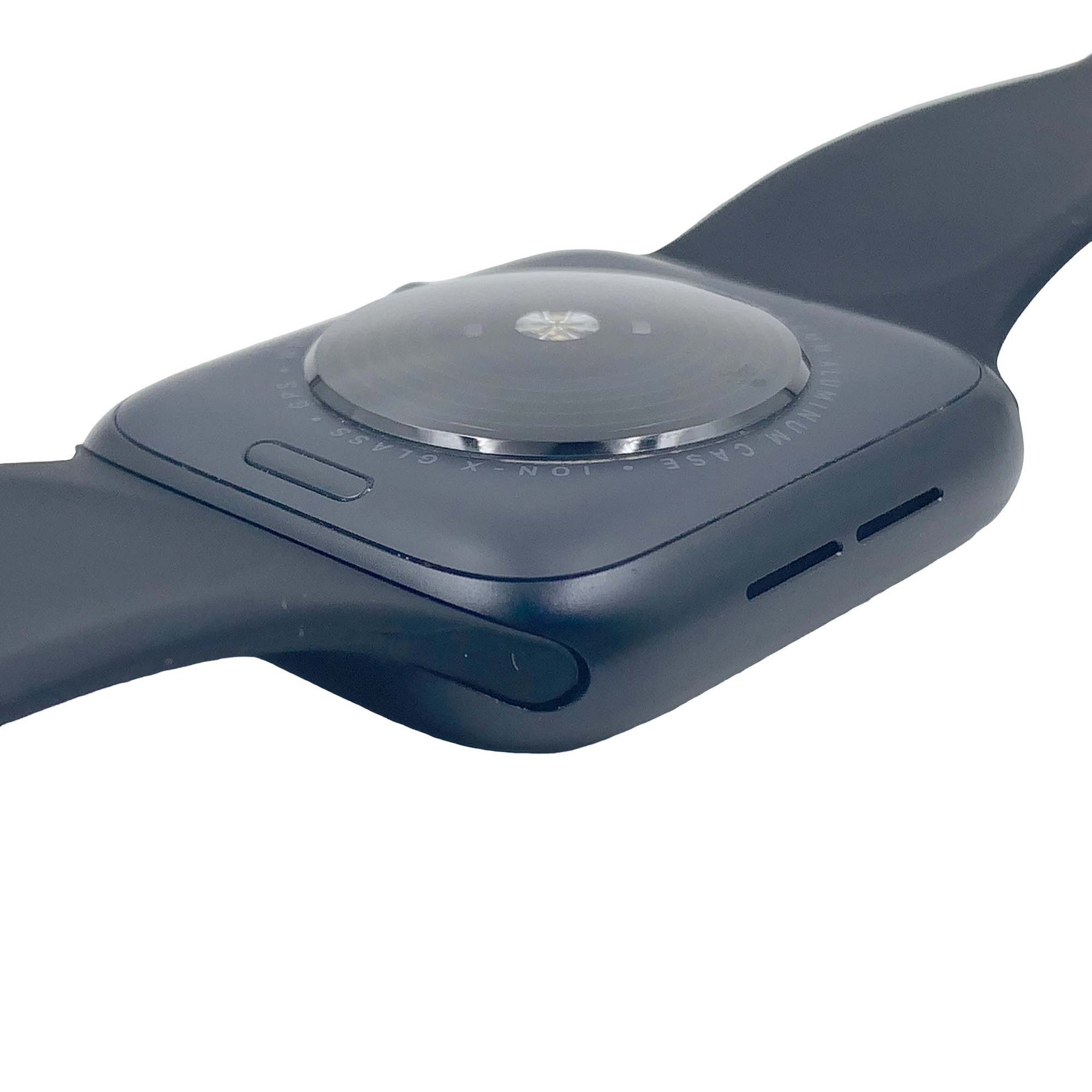 Authenticated pre-owned  Watch SE 2 -  at Looply