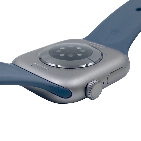 Authenticated pre-owned  Watch Series 11 -  at Looply