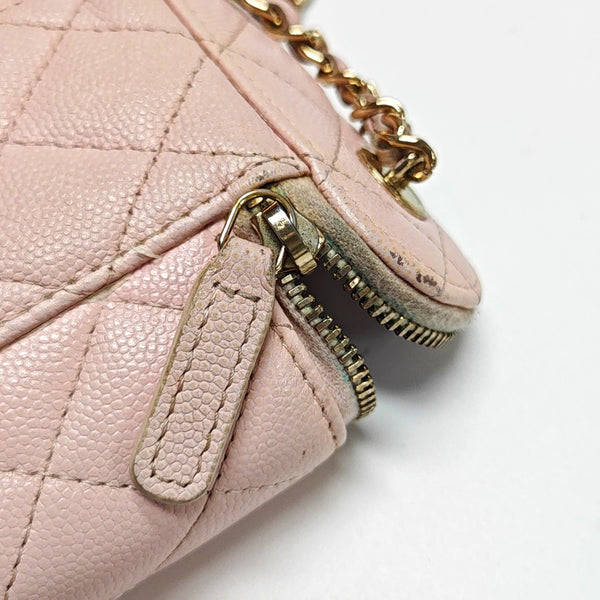 Authenticated pre-owned  Vanity Case Quilted Grained Calfskin Pink - Shoulder Bag at Looply