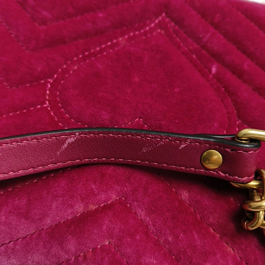 Authenticated pre-owned  GG Marmont Medium Velvet Pink - Crossbody Bag at Looply