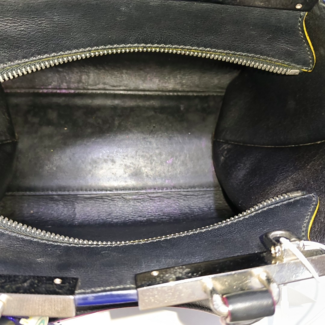 Authenticated pre-owned  3Jours Calfskin Black - Shoulder Bag at Looply