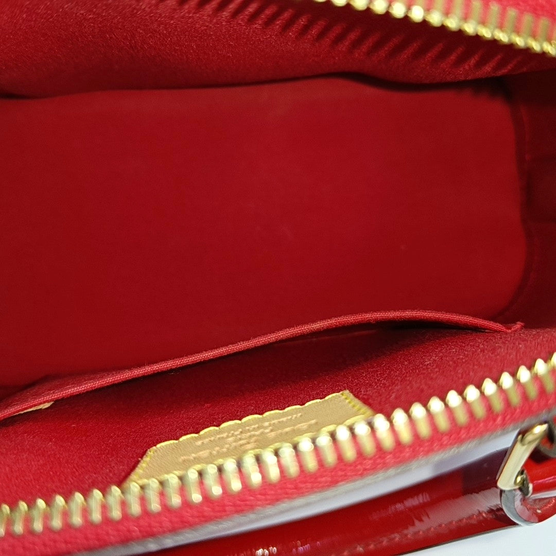 Authenticated pre-owned  Alma BB Monogram Patent Leather Red - Shoulder Bag at Looply