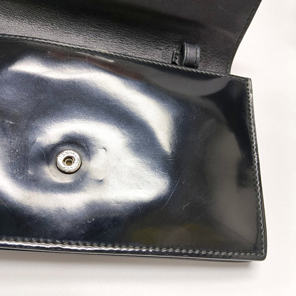 Authenticated pre-owned  Interlocking G Calfskin Black - Shoulder Bag at Looply