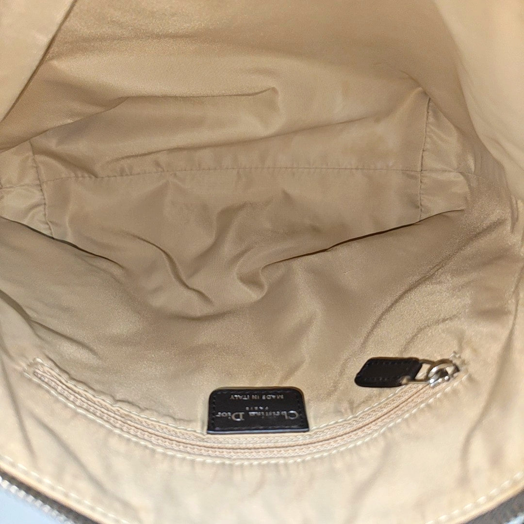 Street Chic Canvas Beige