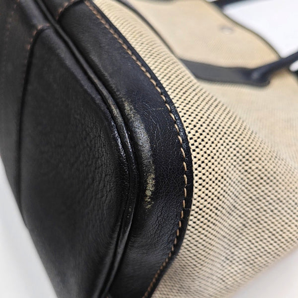 Authenticated pre-owned  Garden Party 36 Canvas White - Top Handle Bag at Looply