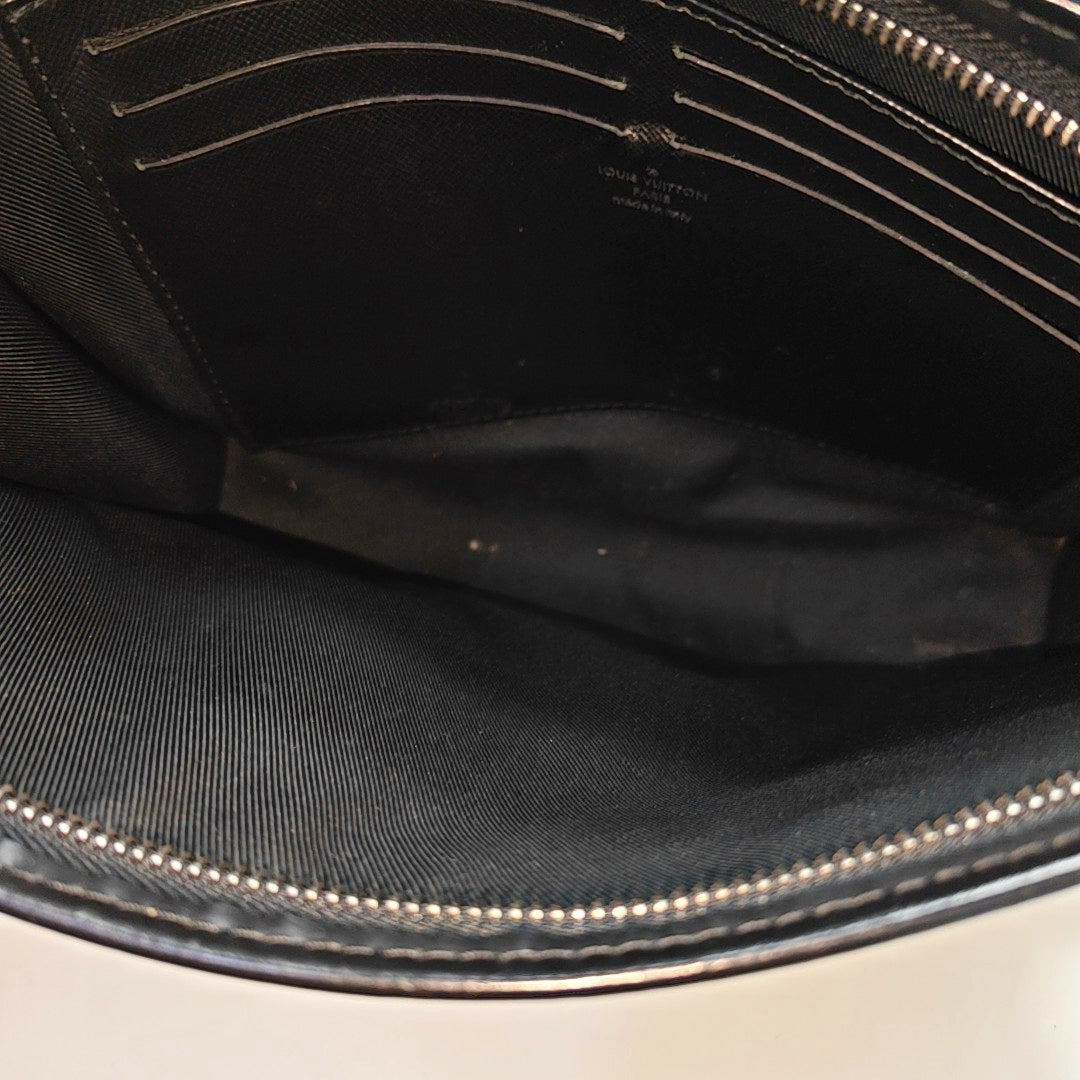 Pochette Voyag MM Monogram Coated Canvas Black