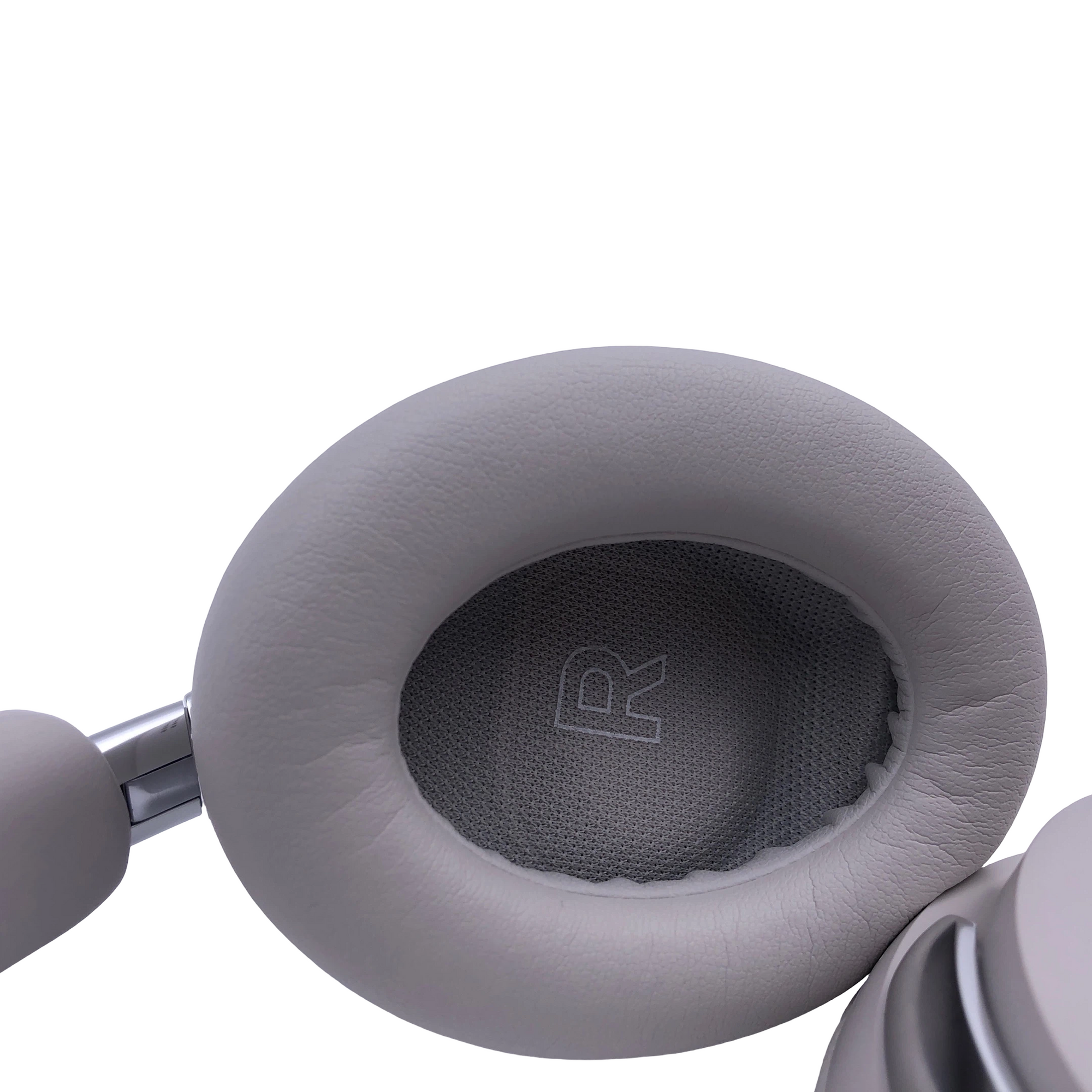 Authenticated pre-owned  QuietComfort Ultra II -  at Looply