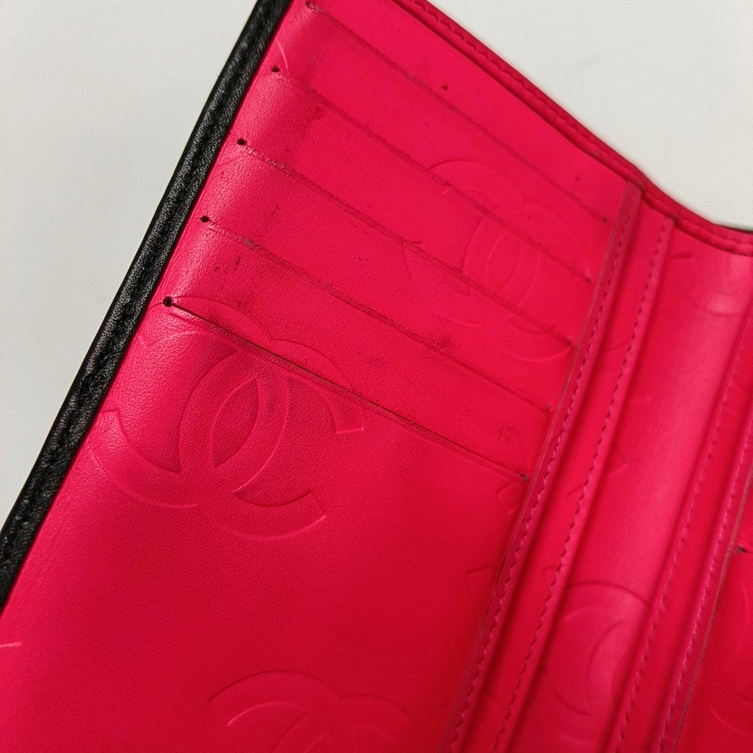 Authenticated pre-owned  Cambon Quilted Calfskin Black Wallet - Wallet at Looply