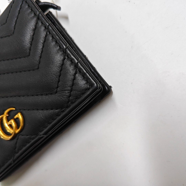 Authenticated pre-owned  GG Marmont Calfskin Black Wallet - Wallet at Looply