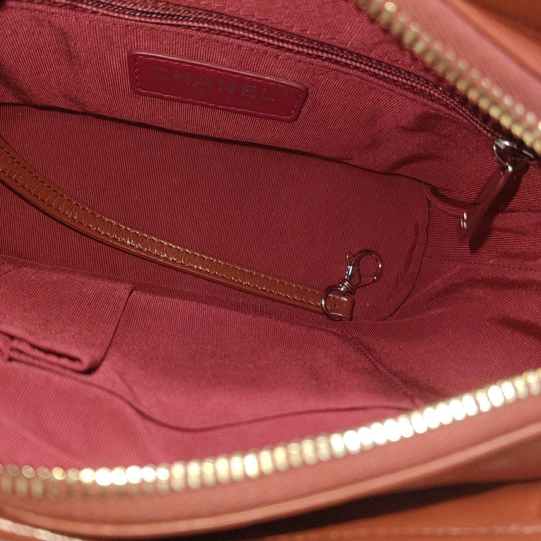 GABRIELLE Small Quilted Calfskin Red