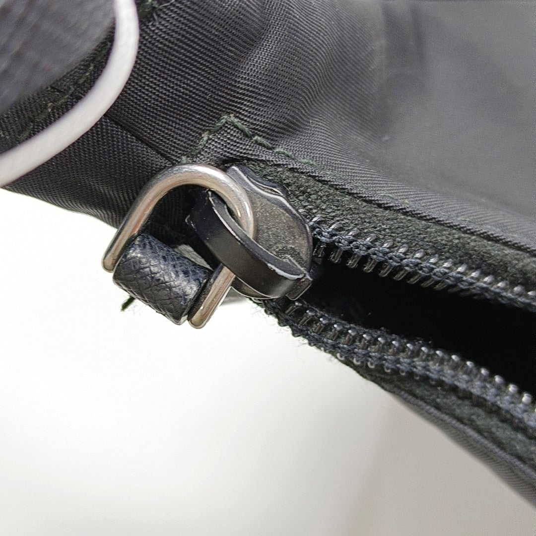 Authenticated pre-owned  Re-edition2000 Mini Nylon Black - Top Handle Bag at Looply