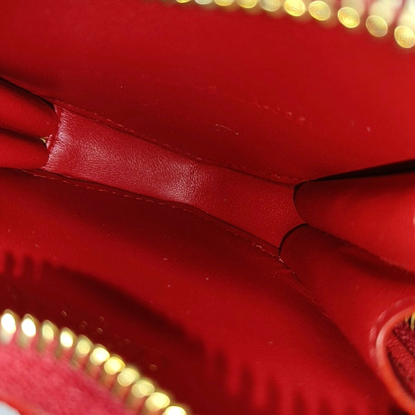 Authenticated pre-owned  Dior Caro Calfskin Red - Crossbody Bag at Looply