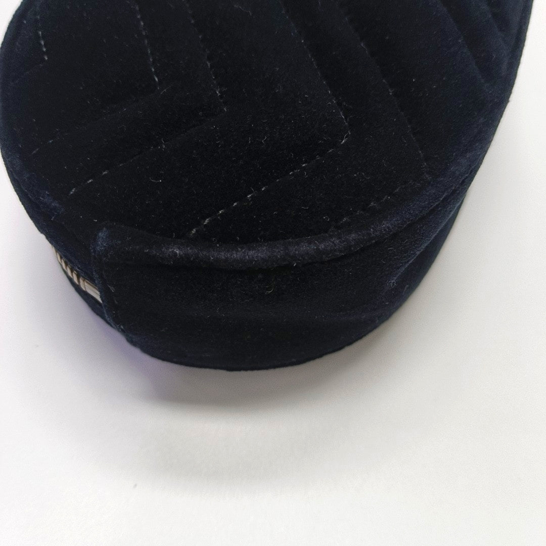 Authenticated pre-owned  GG Marmont Velvet Black - Belt Bag at Looply