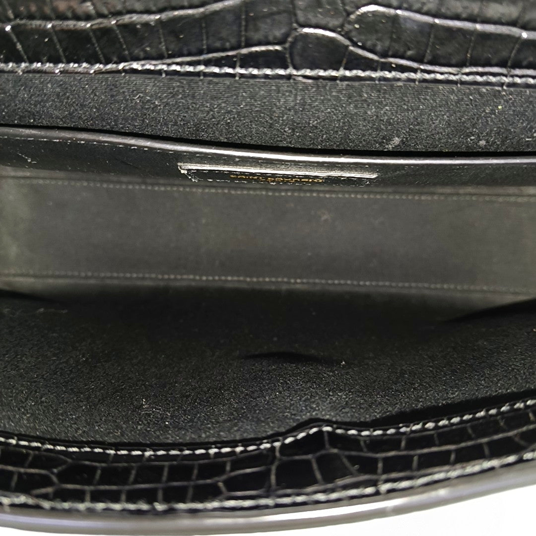 MANHATTAN Medium Calfskin Black