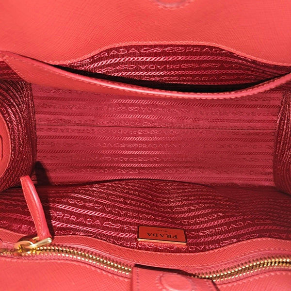Calfskin Shoulder Bag Red