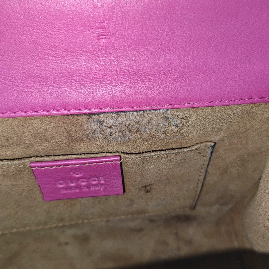 Authenticated pre-owned  Padlock Small Calfskin Pink - Shoulder Bag at Looply
