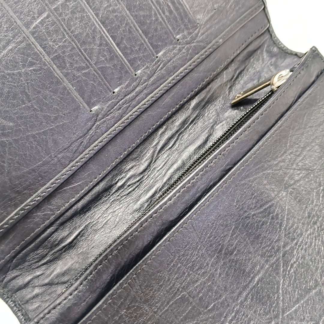 Authenticated pre-owned  Cambon Quilted Calfskin Black Wallet - Wallet at Looply