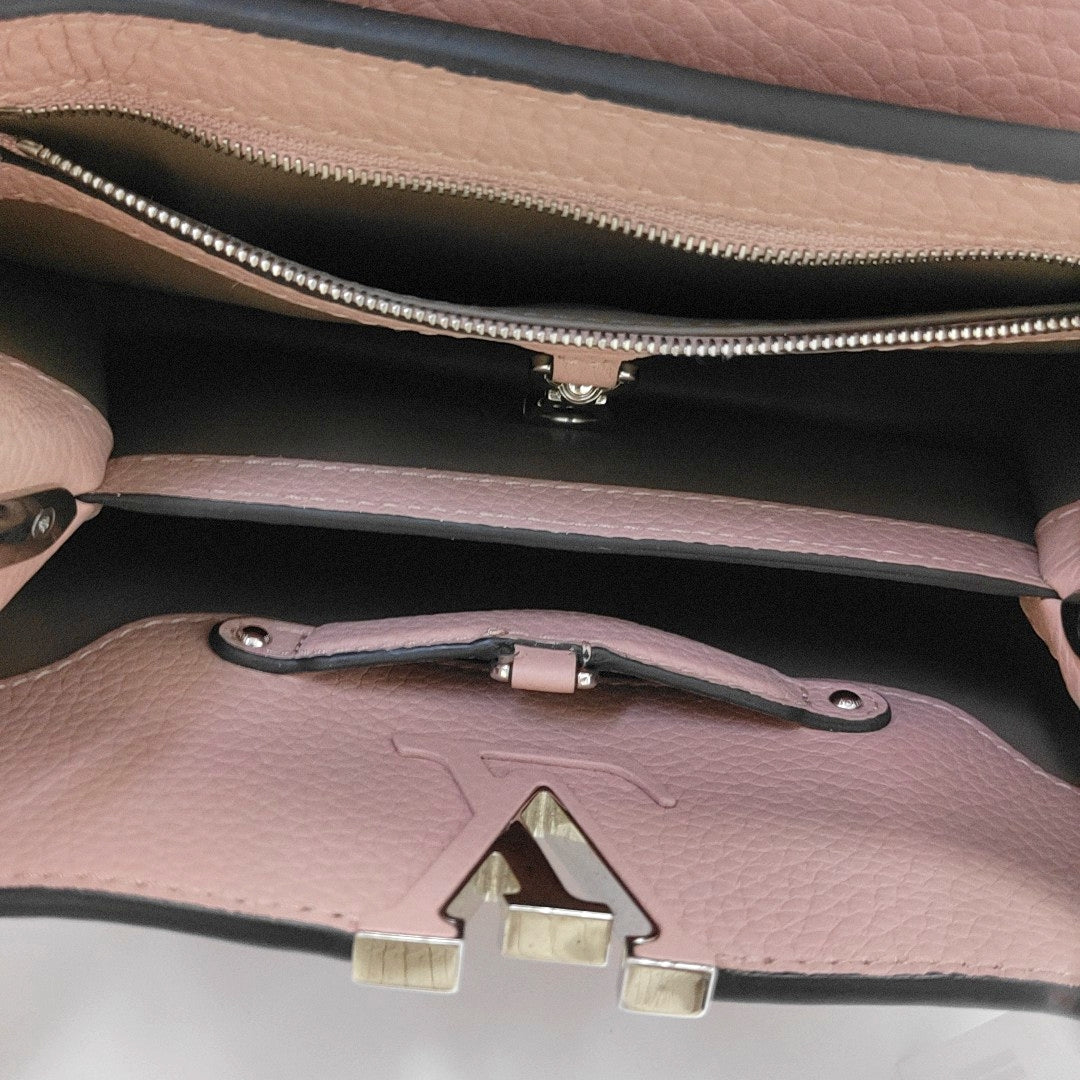 Authenticated pre-owned  Capucines BB Calfskin Pink - Shoulder Bag at Looply