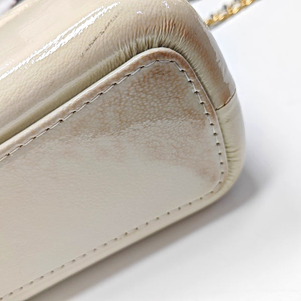Authenticated pre-owned  Gabrielle Medium Quilted Lambskin White - Shoulder Bag at Looply