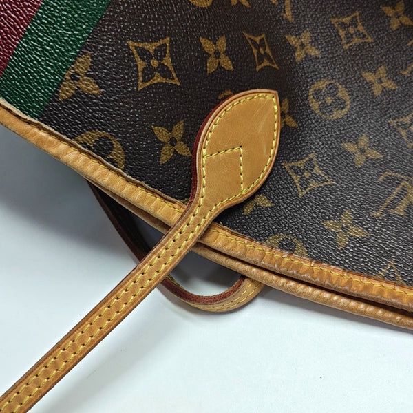 Authenticated pre-owned  Neverfull GM Monogram Coated Canvas Brown - Shoulder Bag at Looply