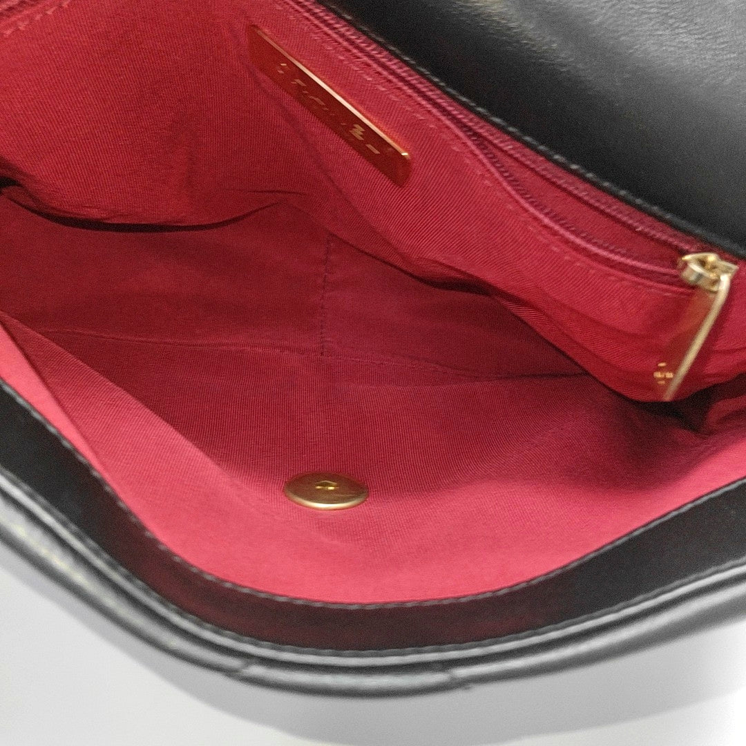 CHANEL 19 Small Quilted Lambskin Black