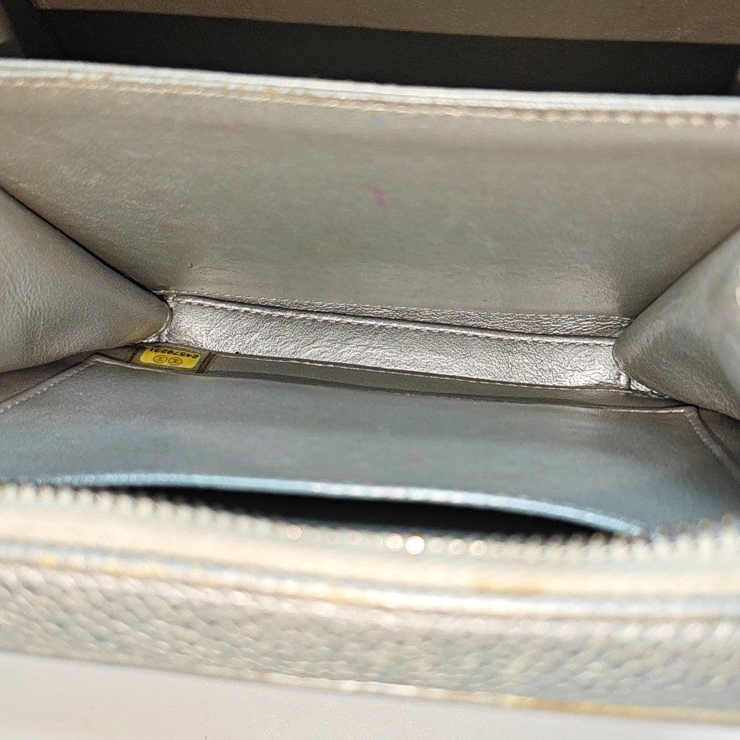 FILIGREE Small Quilted Grained Calfskin Silver