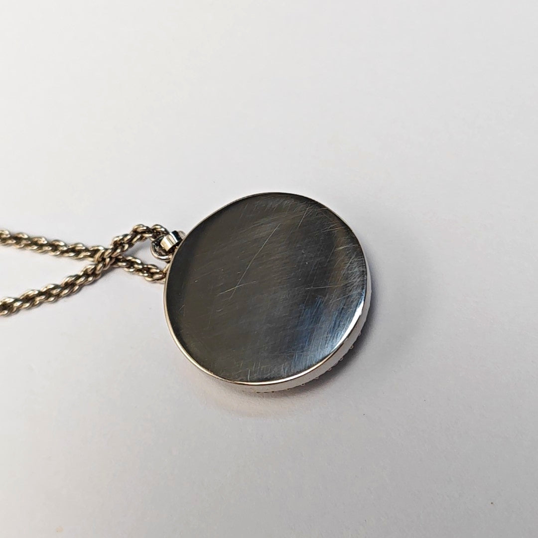 Authenticated pre-owned  Silver-tone Metal Necklace - Necklace at Looply