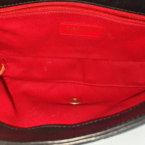 Authenticated pre-owned  Classic Flap Quilted Lambskin Black - Shoulder Bag at Looply
